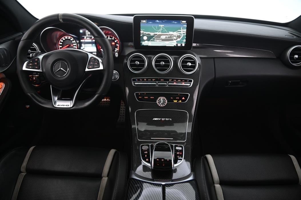 MERCEDES-BENZ C 63 AMG 2016