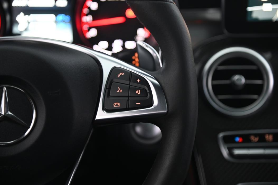 MERCEDES-BENZ C 63 AMG 2016