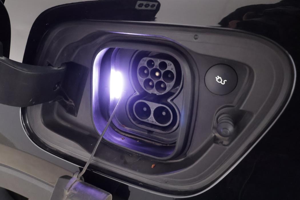 VOLVO XC40 2022