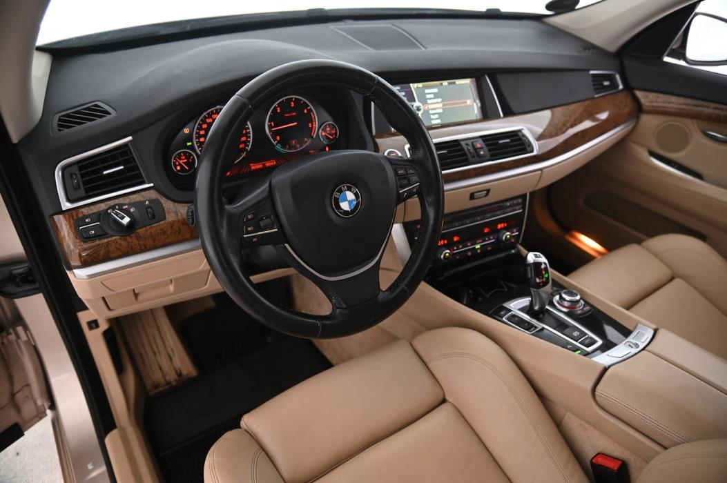 BMW 530 2010