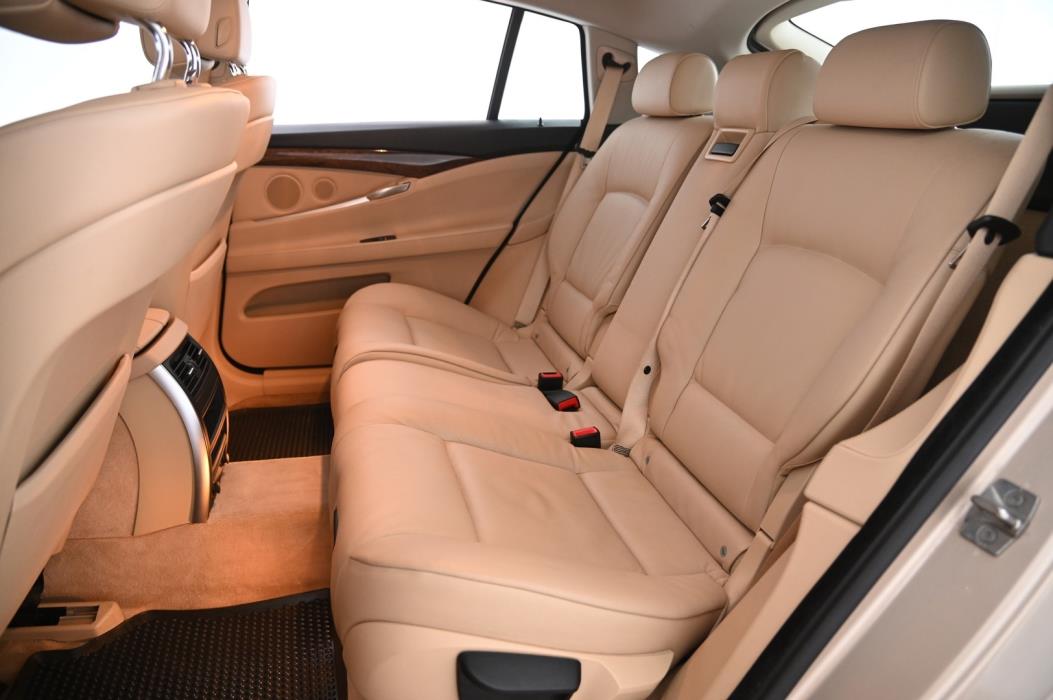 BMW 530 2010
