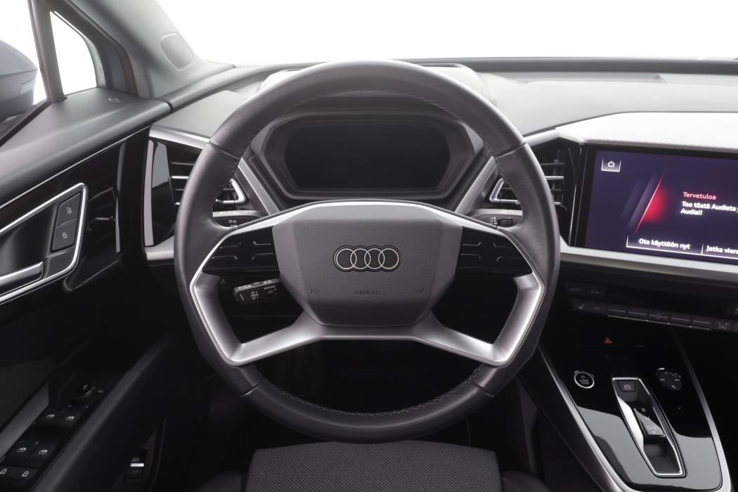 AUDI Q4 E-TRON 2023