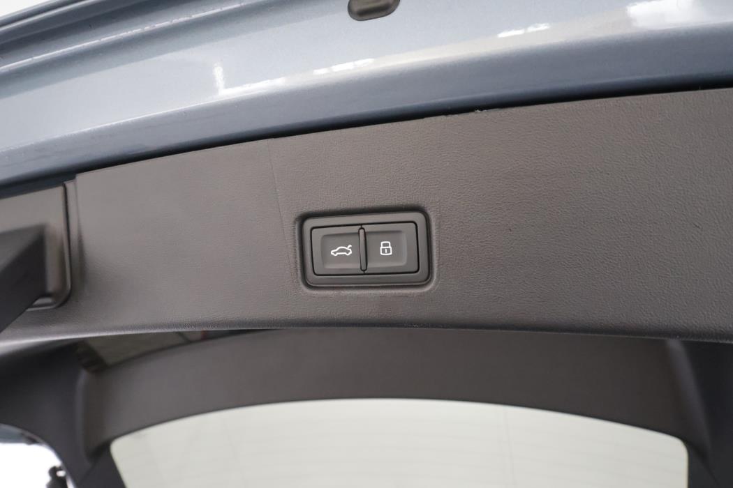 AUDI Q4 E-TRON 2023