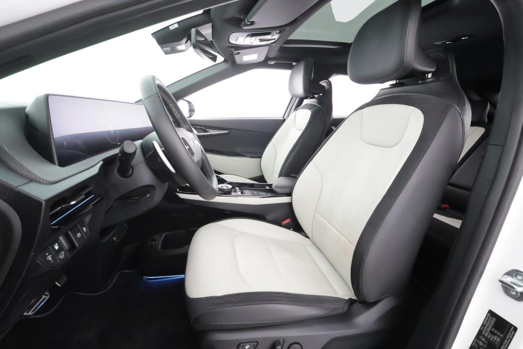 KIA EV6 2024