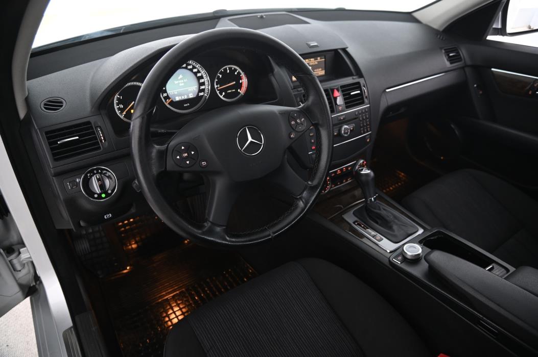 MERCEDES-BENZ C 2007