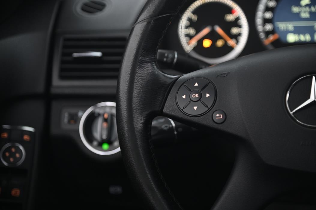 MERCEDES-BENZ C 2007