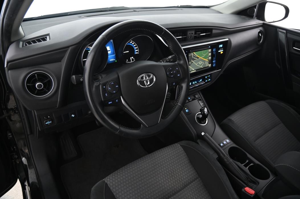 TOYOTA Auris 2019