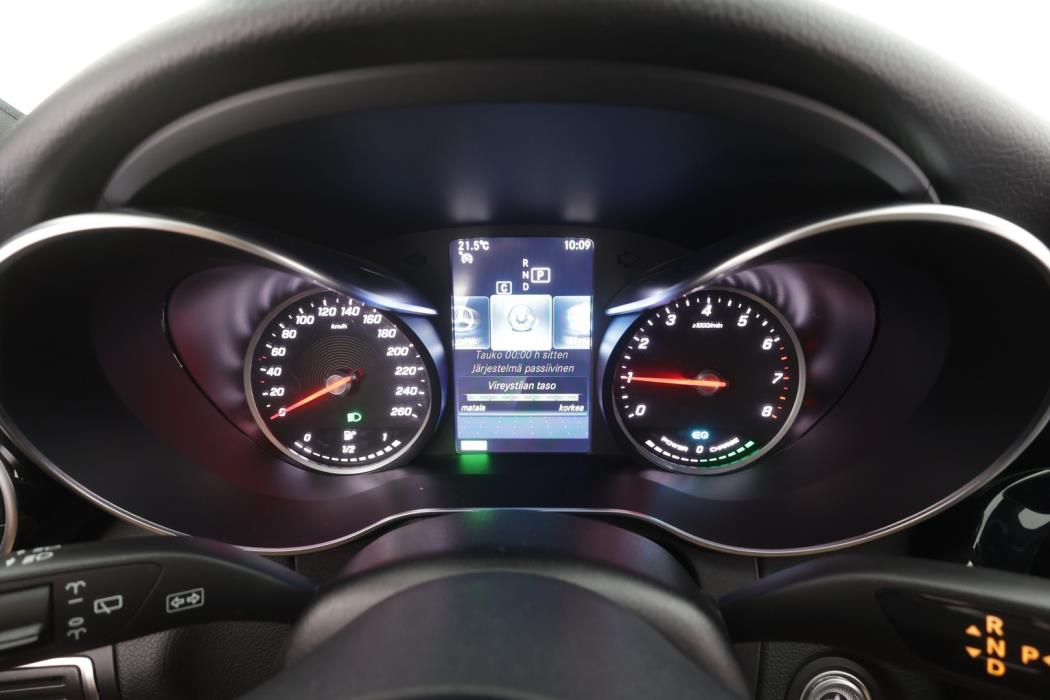 MERCEDES-BENZ C 2019