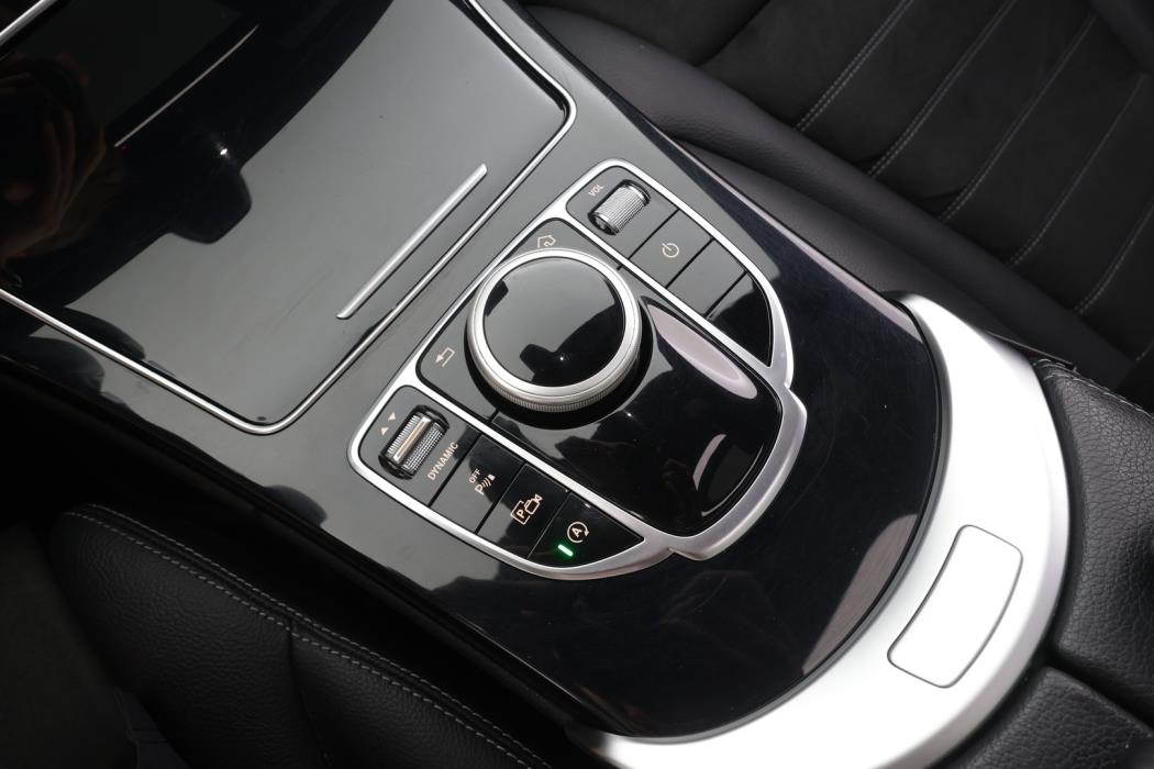 MERCEDES-BENZ C 2019