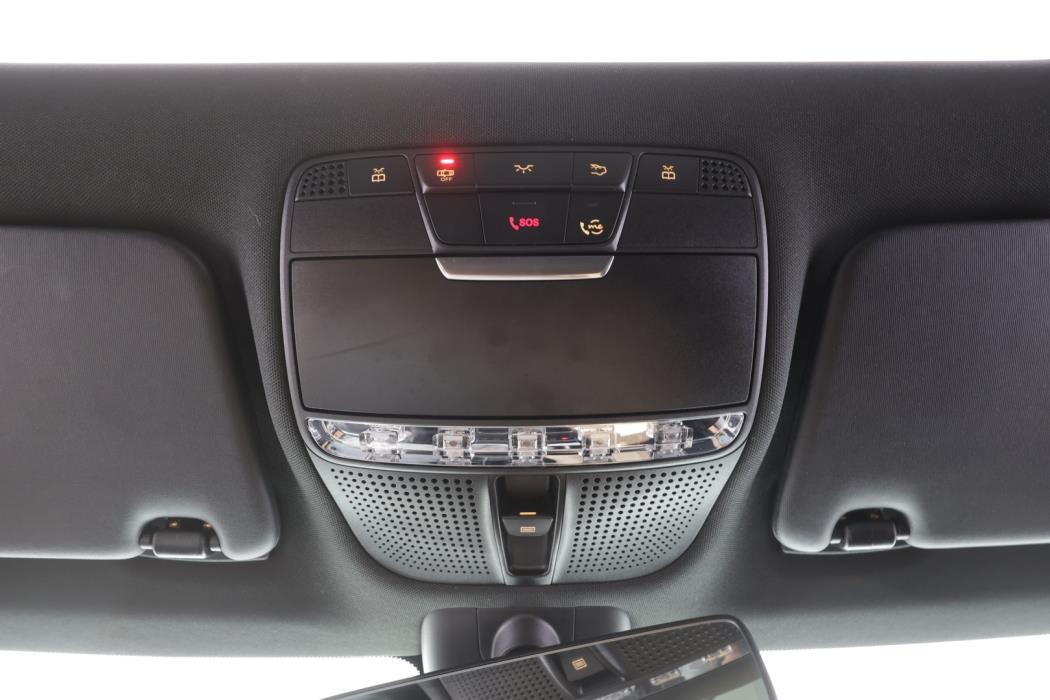 MERCEDES-BENZ C 2019