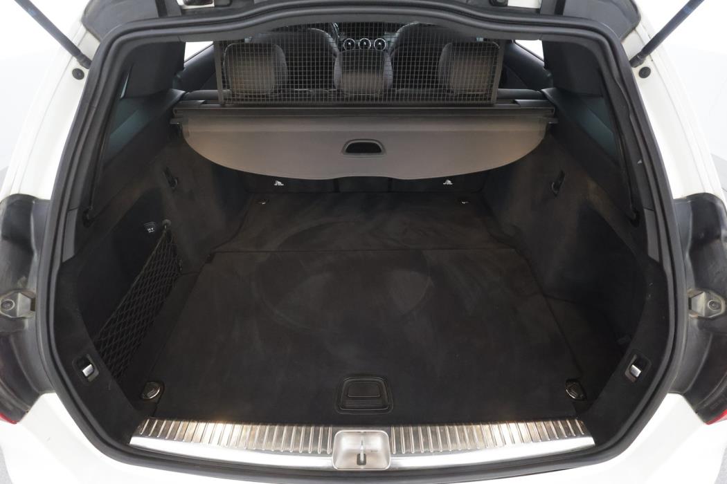 MERCEDES-BENZ C 2019