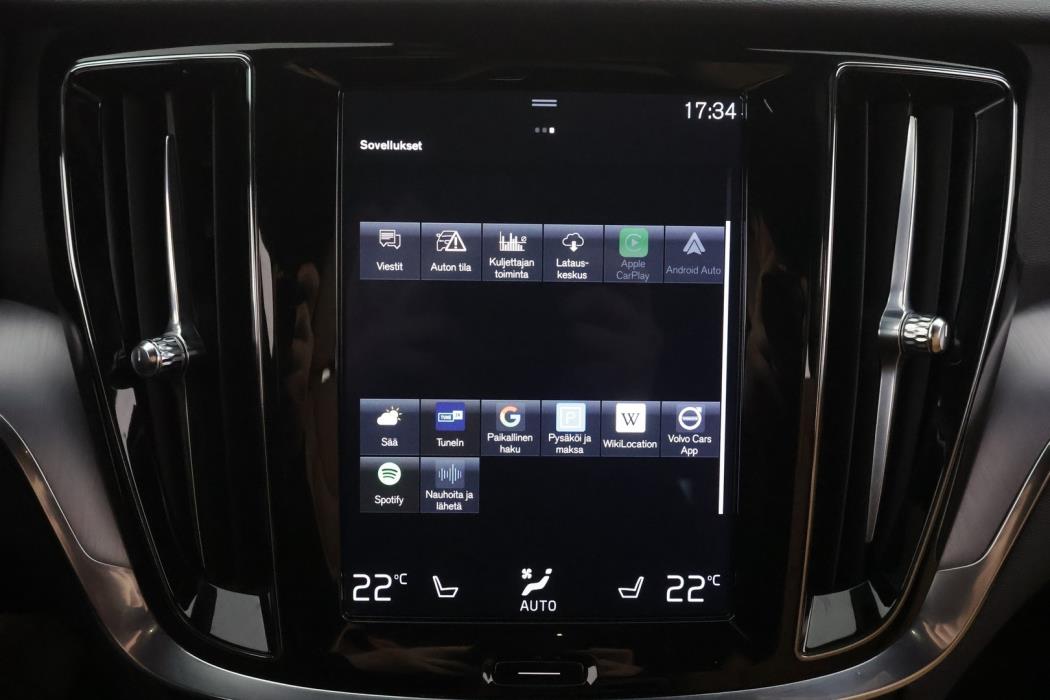 VOLVO V60 2020