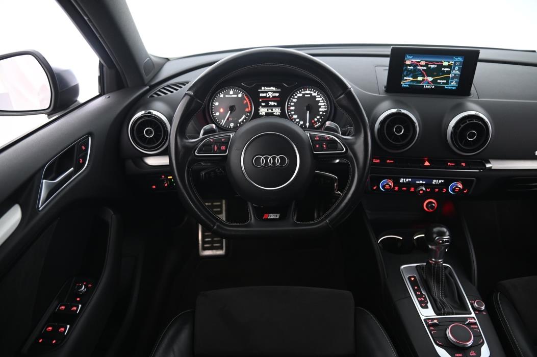 AUDI S3 2015