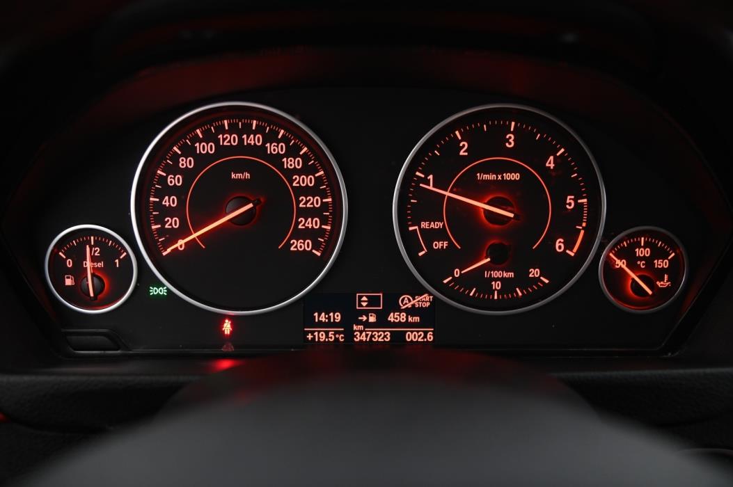 BMW 318 2014