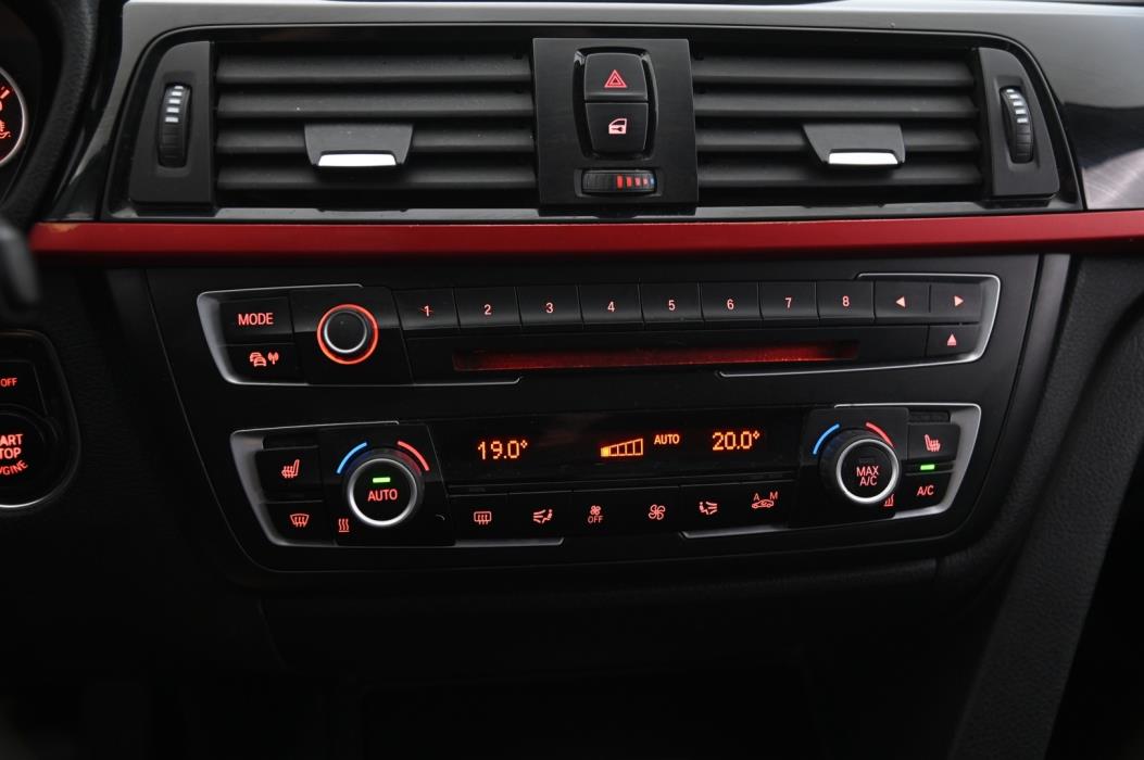 BMW 318 2014
