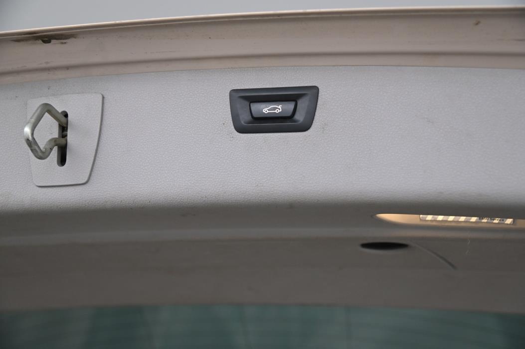 BMW 318 2014