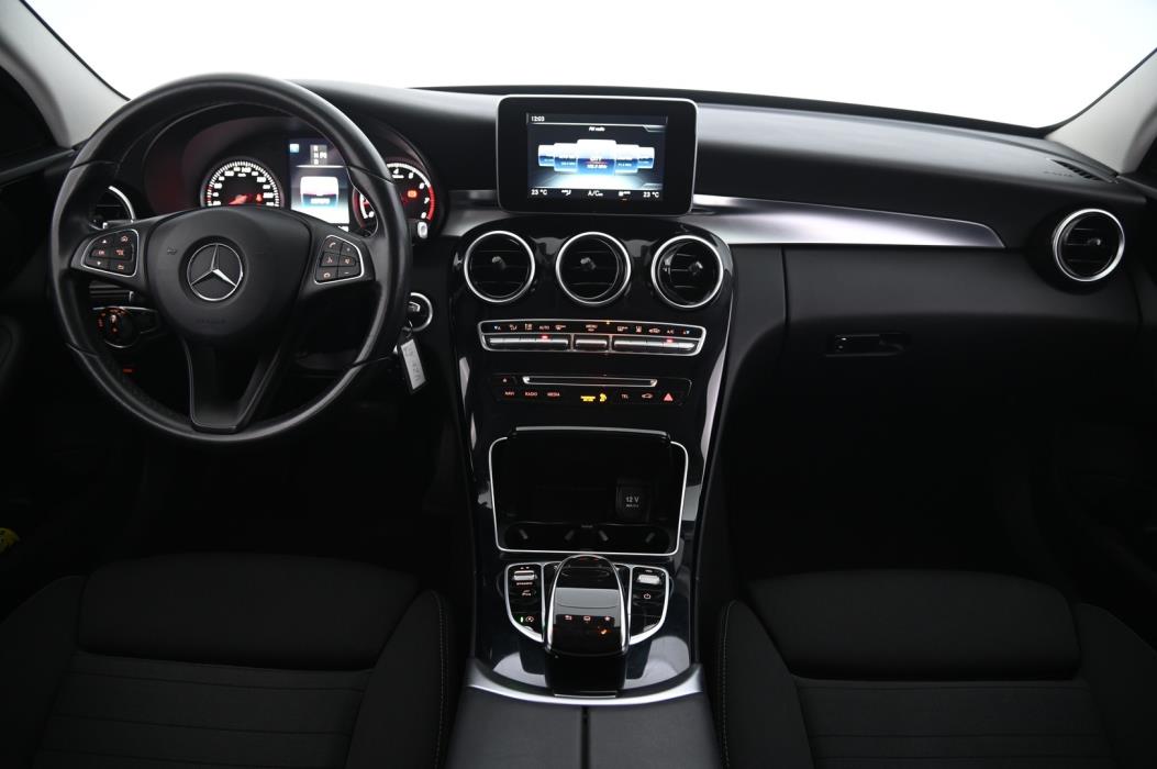 MERCEDES-BENZ C 2016