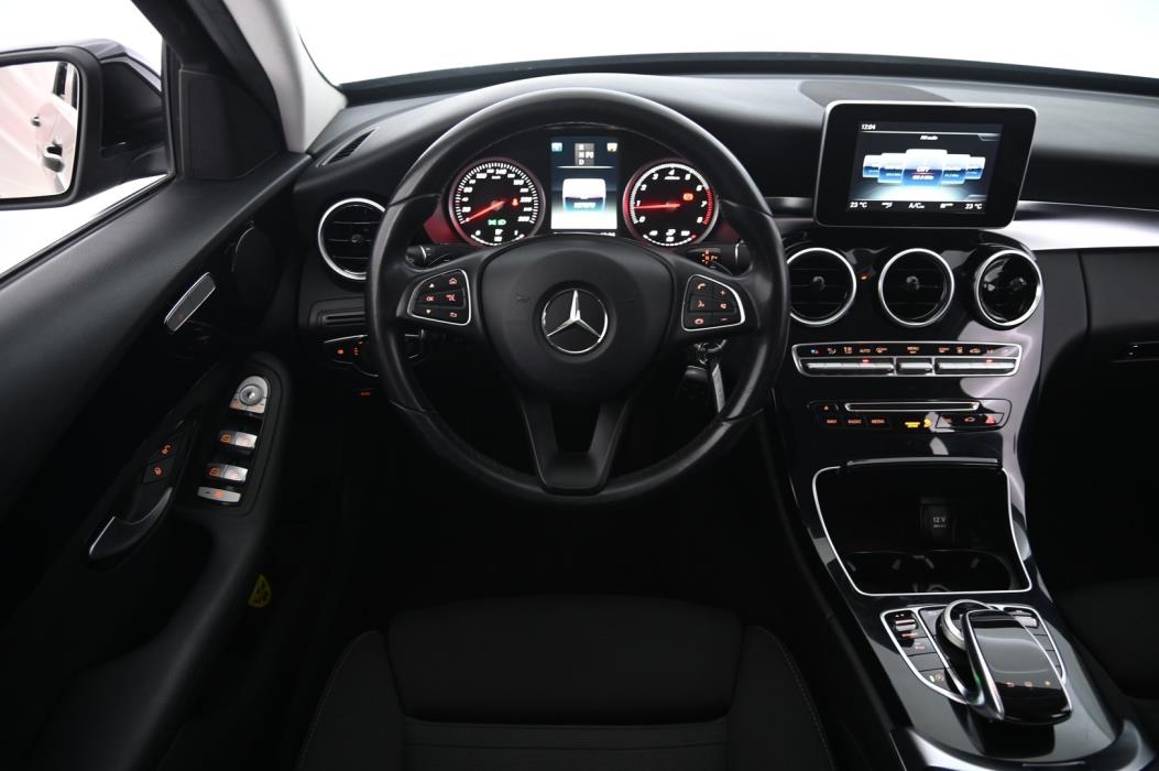 MERCEDES-BENZ C 2016