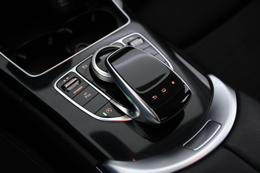 MERCEDES-BENZ C 2016