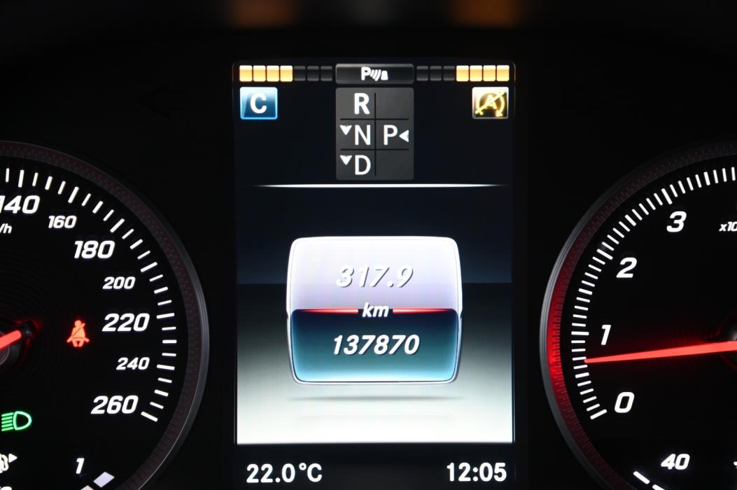 MERCEDES-BENZ C 2016