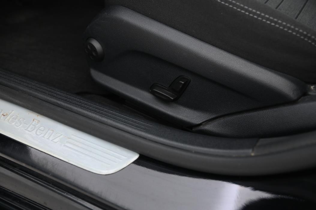 MERCEDES-BENZ C 2016