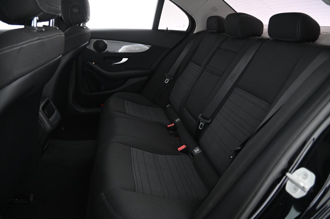 MERCEDES-BENZ C 2016