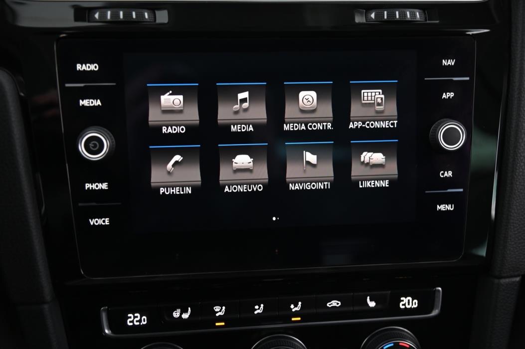 VOLKSWAGEN Golf 2017