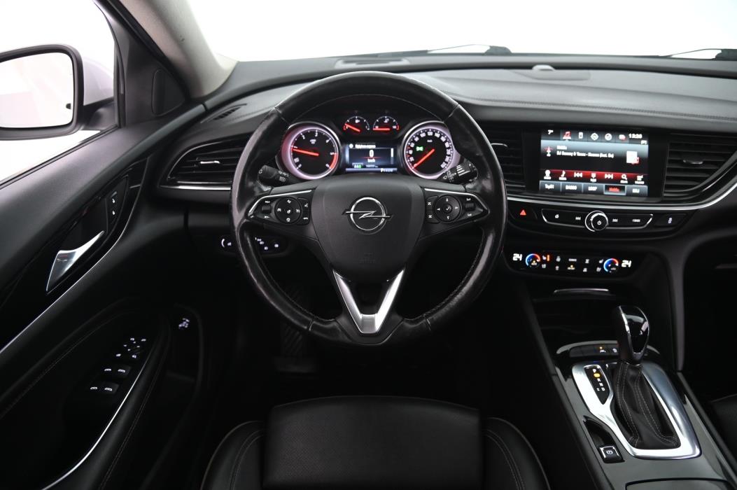 OPEL Insignia 2018
