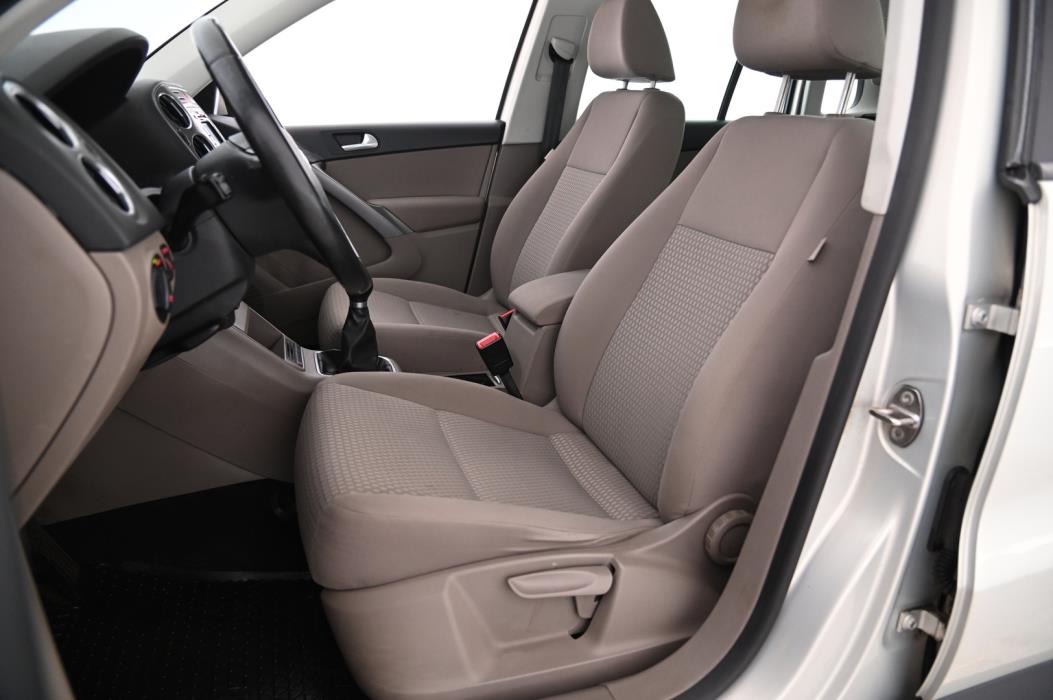VOLKSWAGEN Tiguan 2008