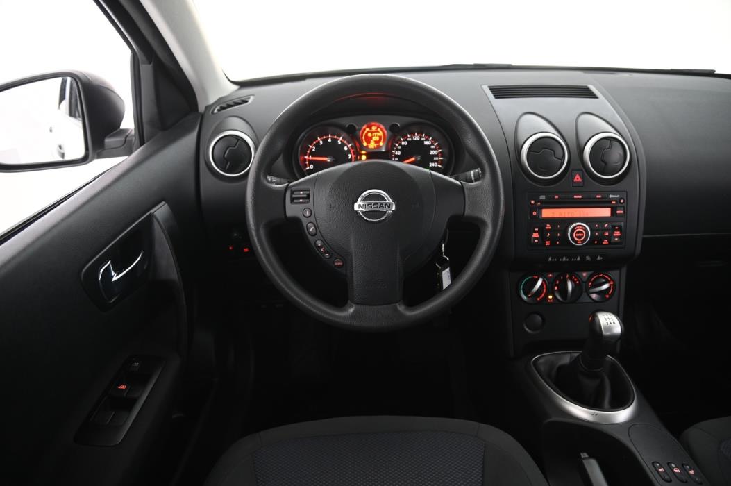 NISSAN Qashqai 2009