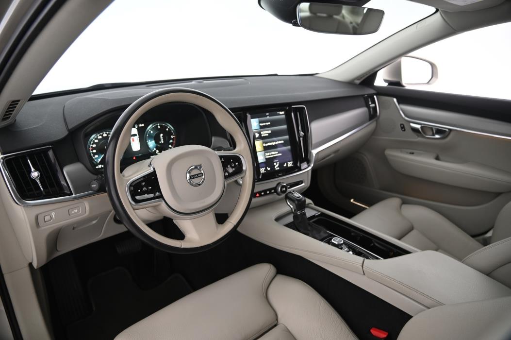VOLVO S90 2017