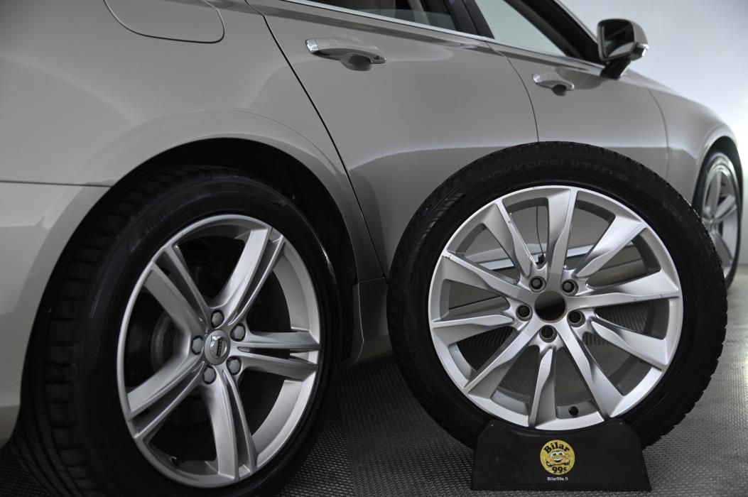 VOLVO S90 2017