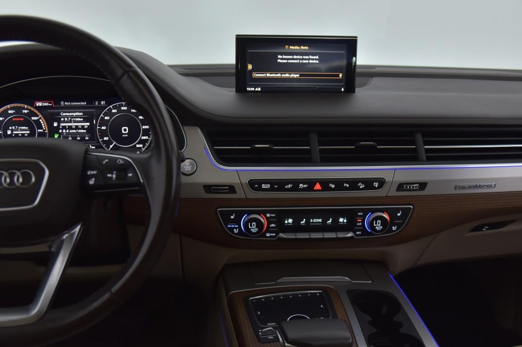 AUDI Q7 2017