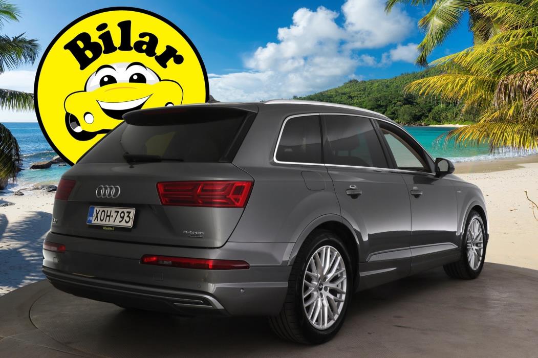 AUDI Q7 2017