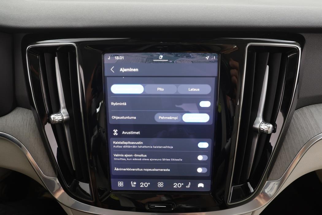 VOLVO S60 2023