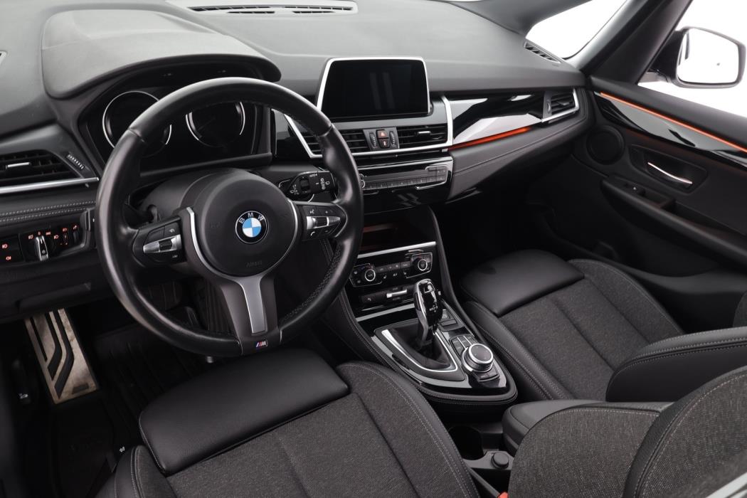 BMW 218 2022