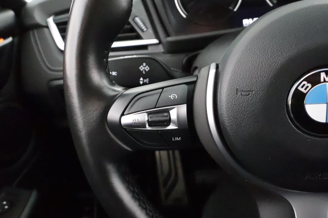 BMW 218 2022