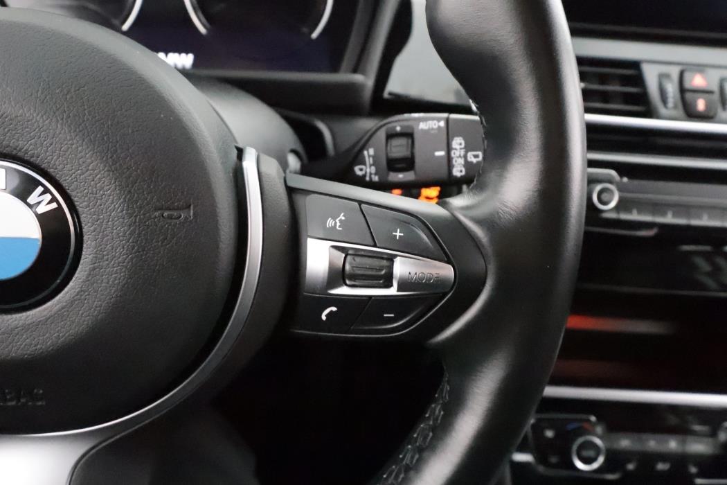 BMW 218 2022