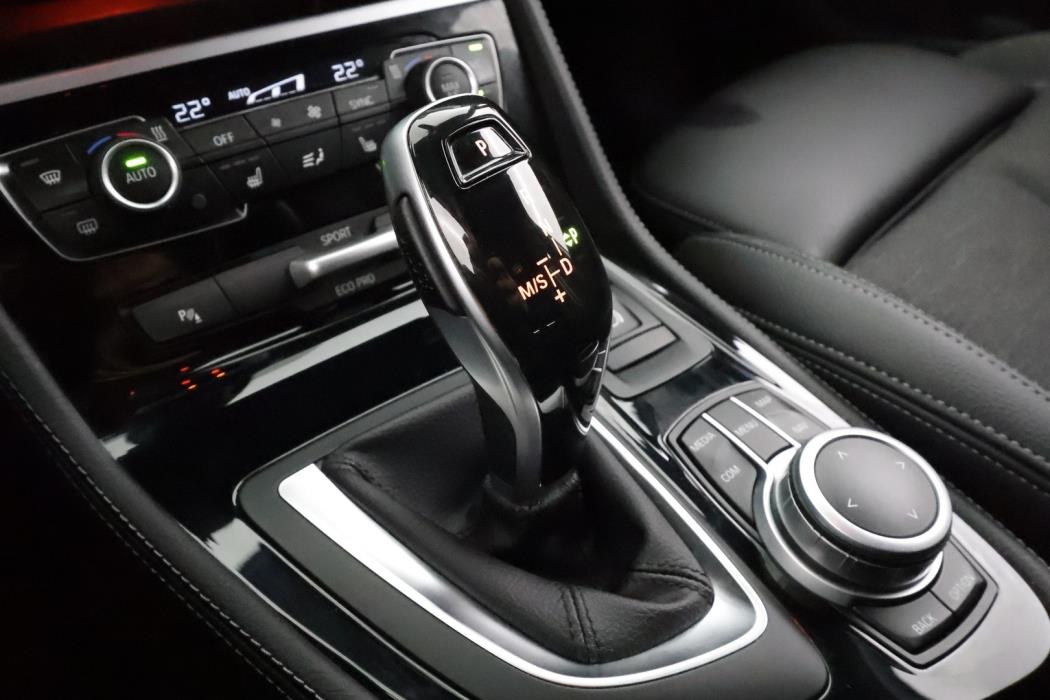 BMW 218 2022