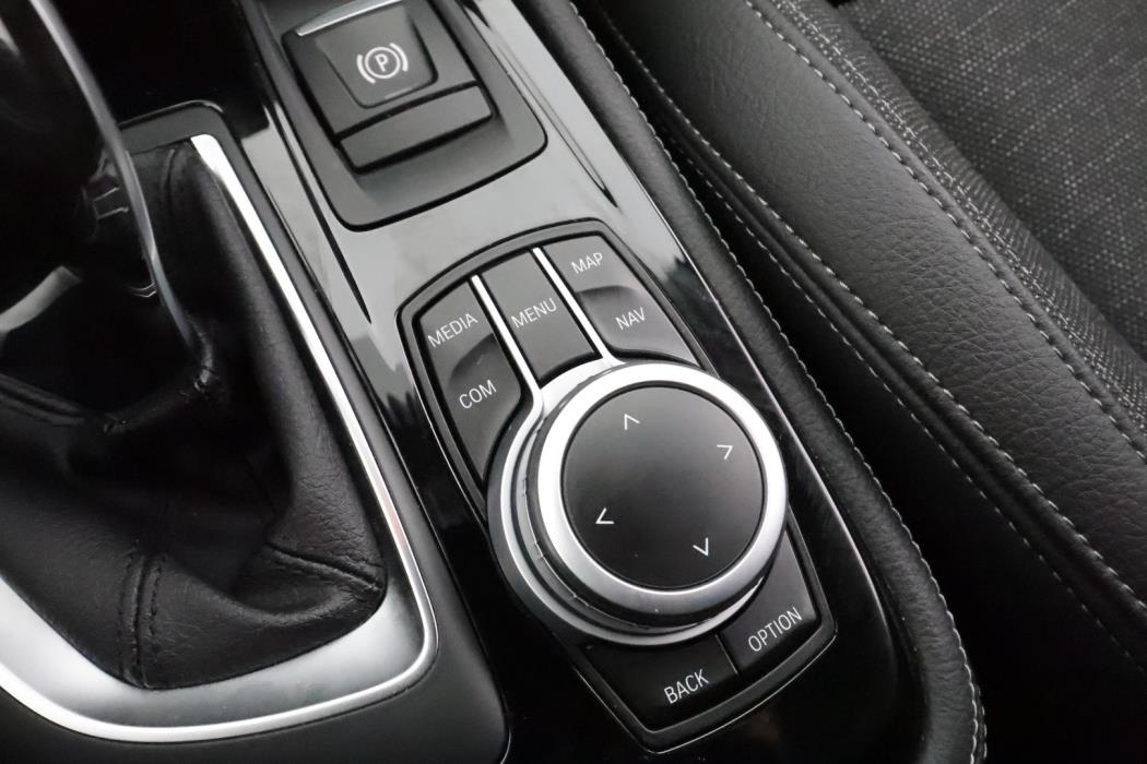 BMW 218 2022