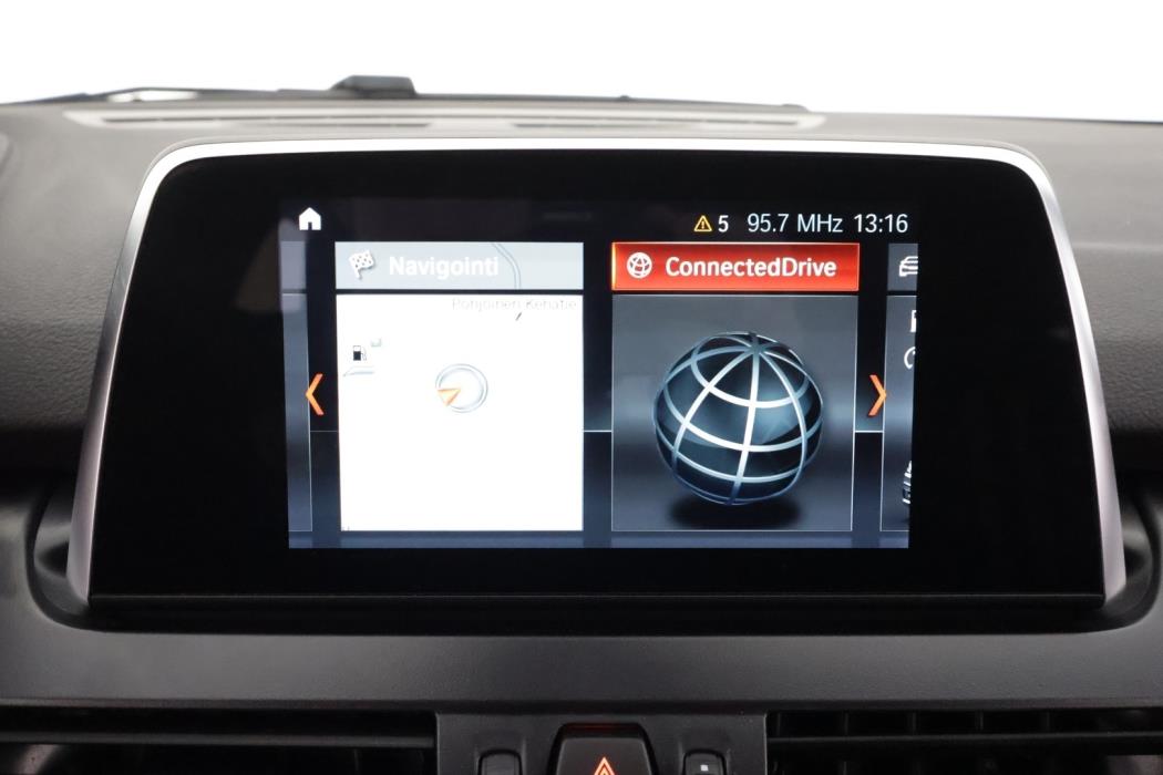 BMW 218 2022