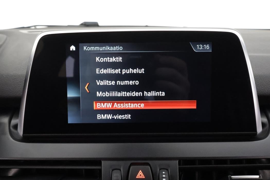 BMW 218 2022