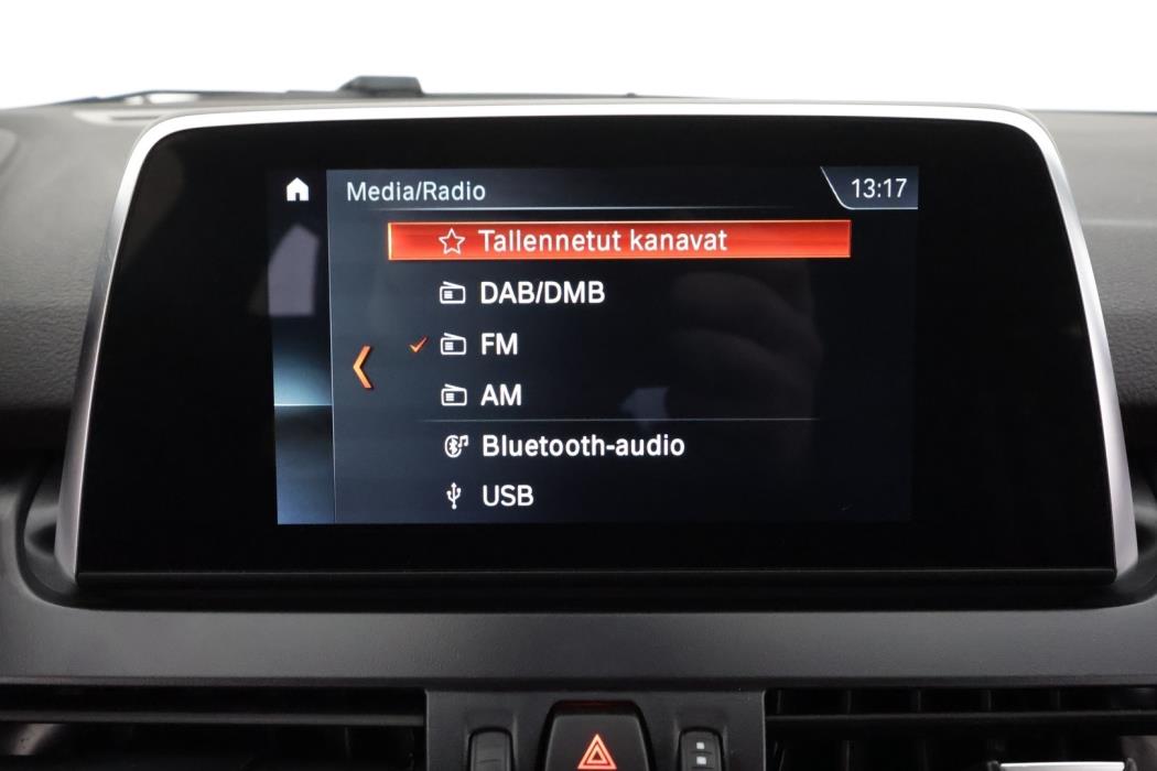 BMW 218 2022