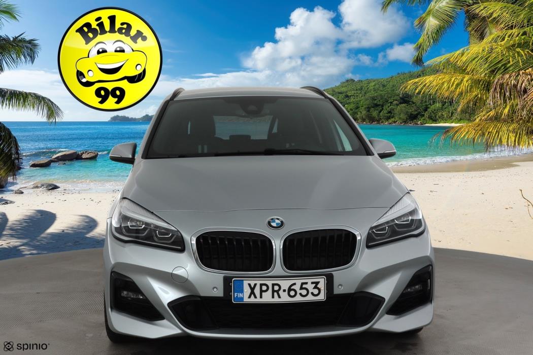 BMW 218 2022