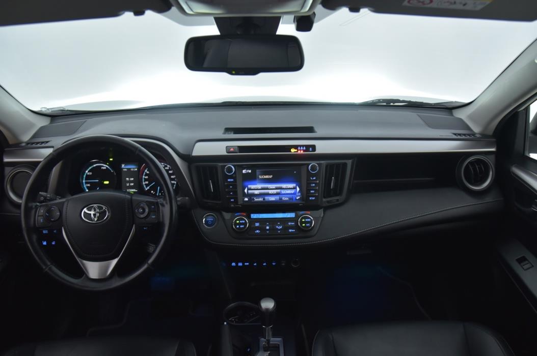 TOYOTA RAV4 2017