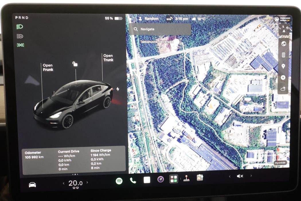 TESLA Model 3 2021