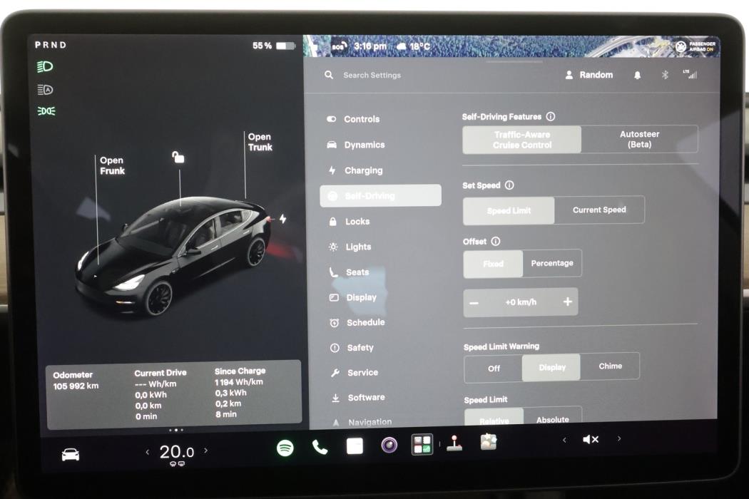 TESLA Model 3 2021