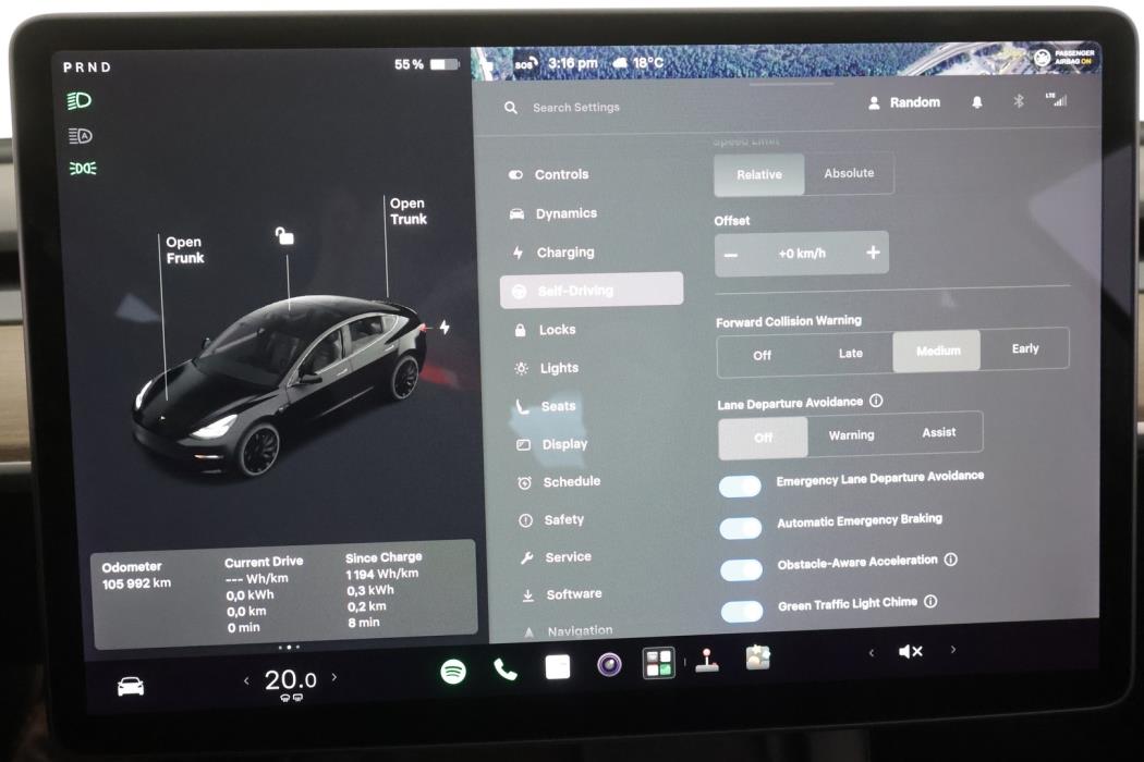 TESLA Model 3 2021