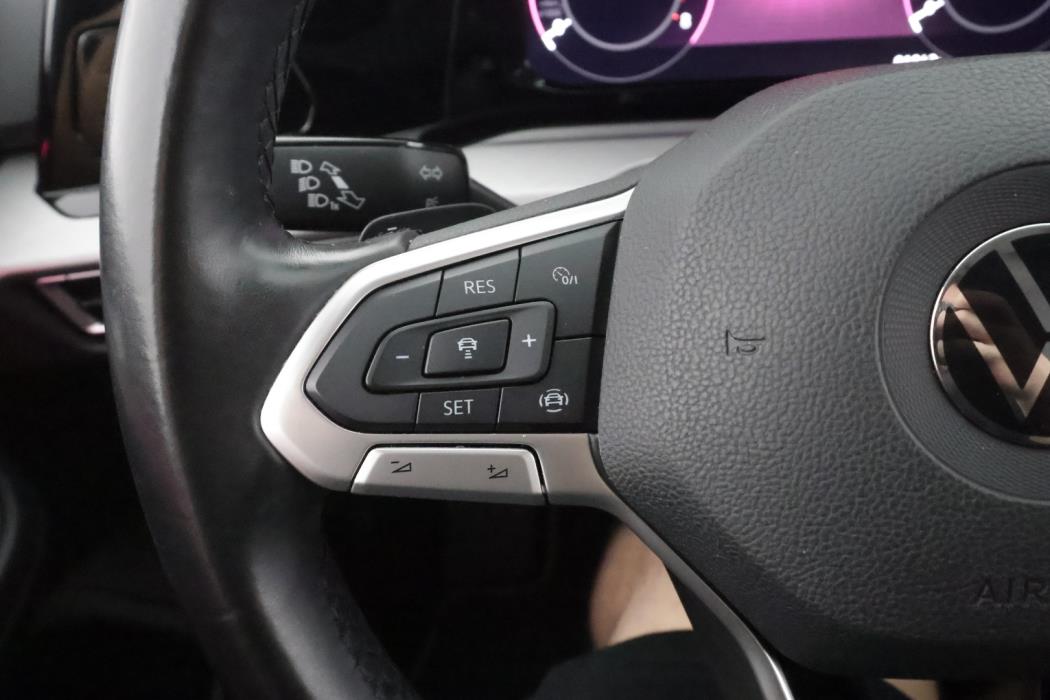 VOLKSWAGEN Golf 2020