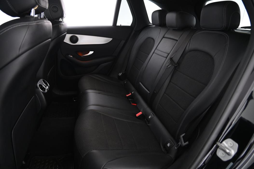 MERCEDES-BENZ GLC 2020
